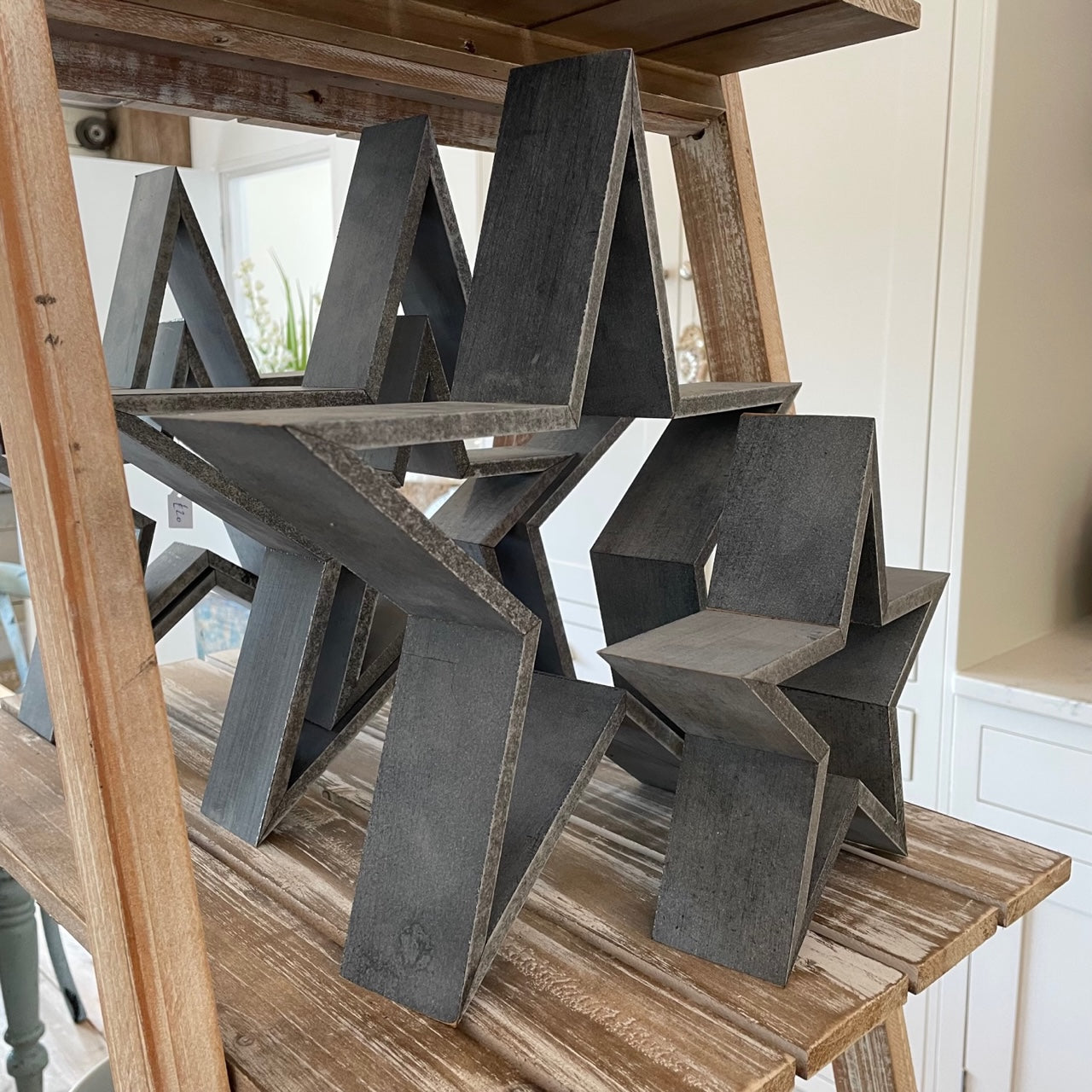 Grey Washed Wooden Stars Set/2