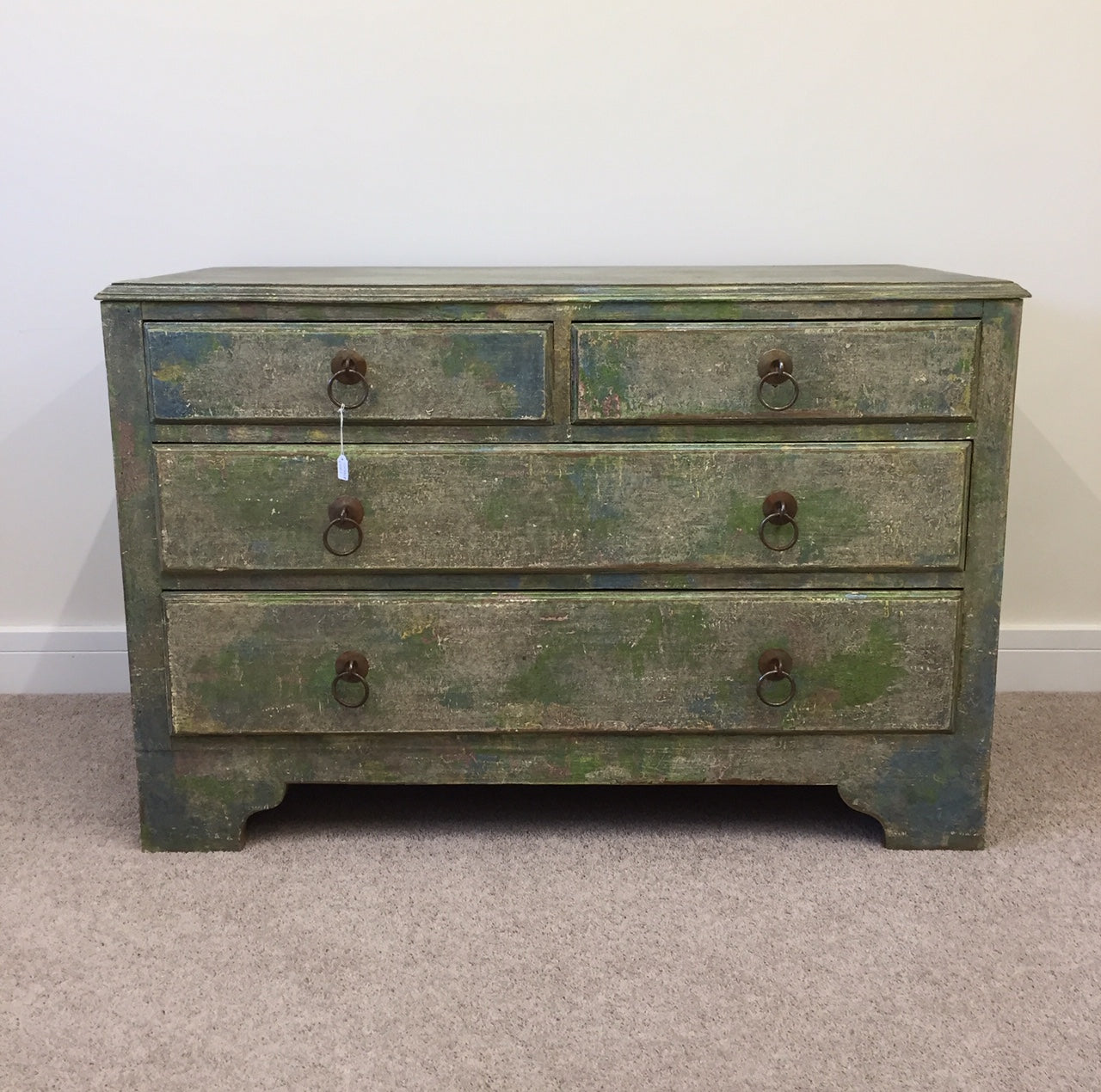 Vintage 2/2 Chest of Drawers.