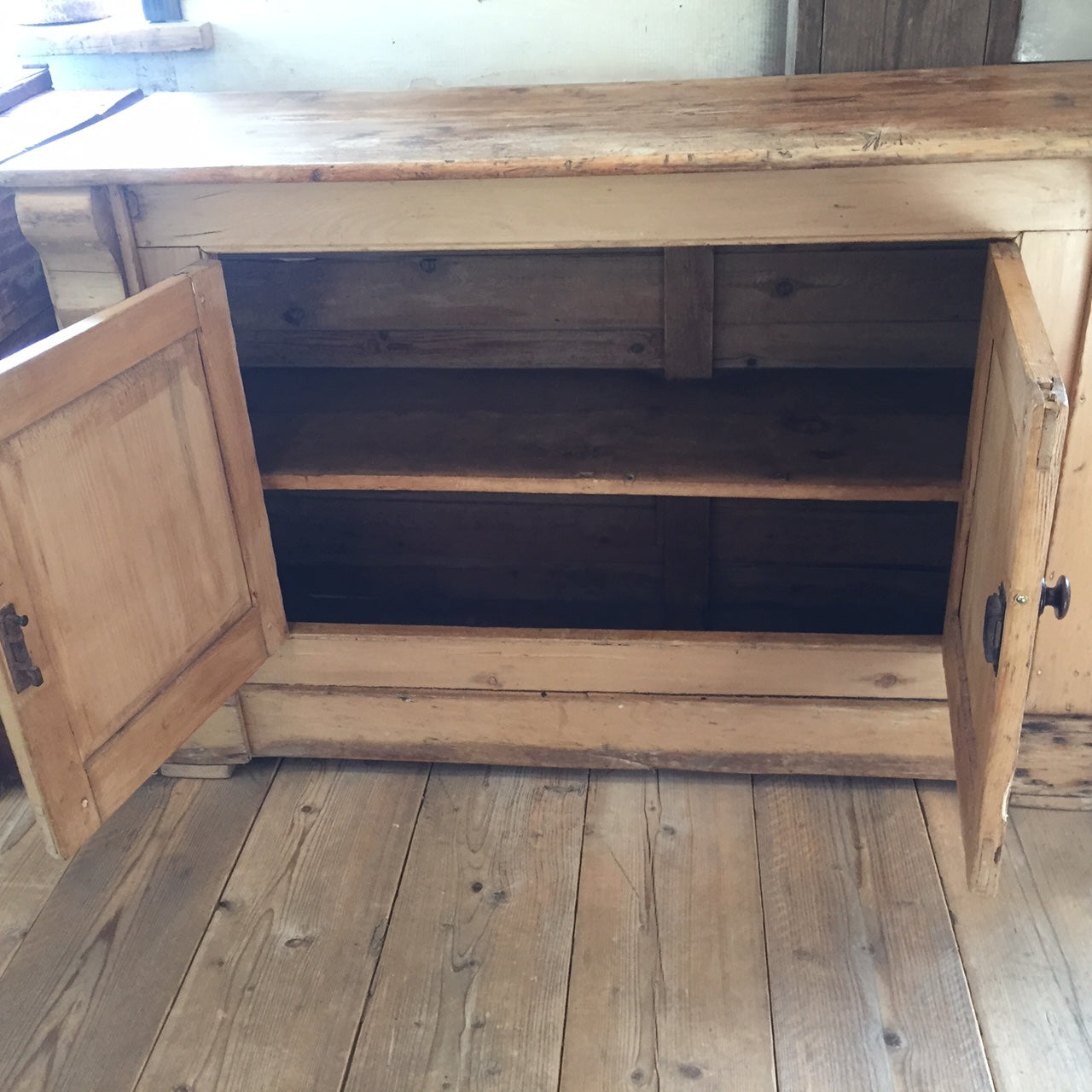 Vintage Pine Sideboard.